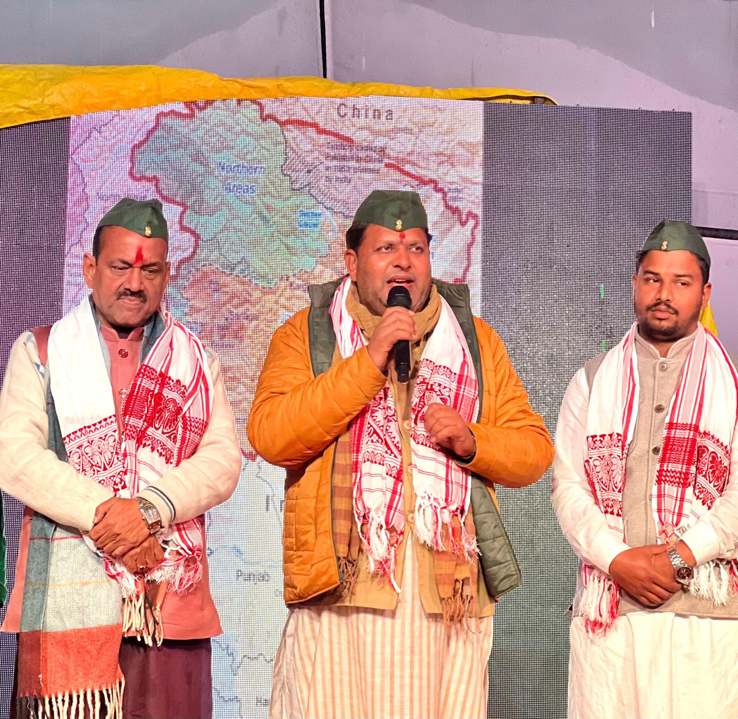 महापौर ने किया 11 फीट ऊंची नेताजी सुभाष चंद्र बोस की प्रतिमा का किया शिलान्यास