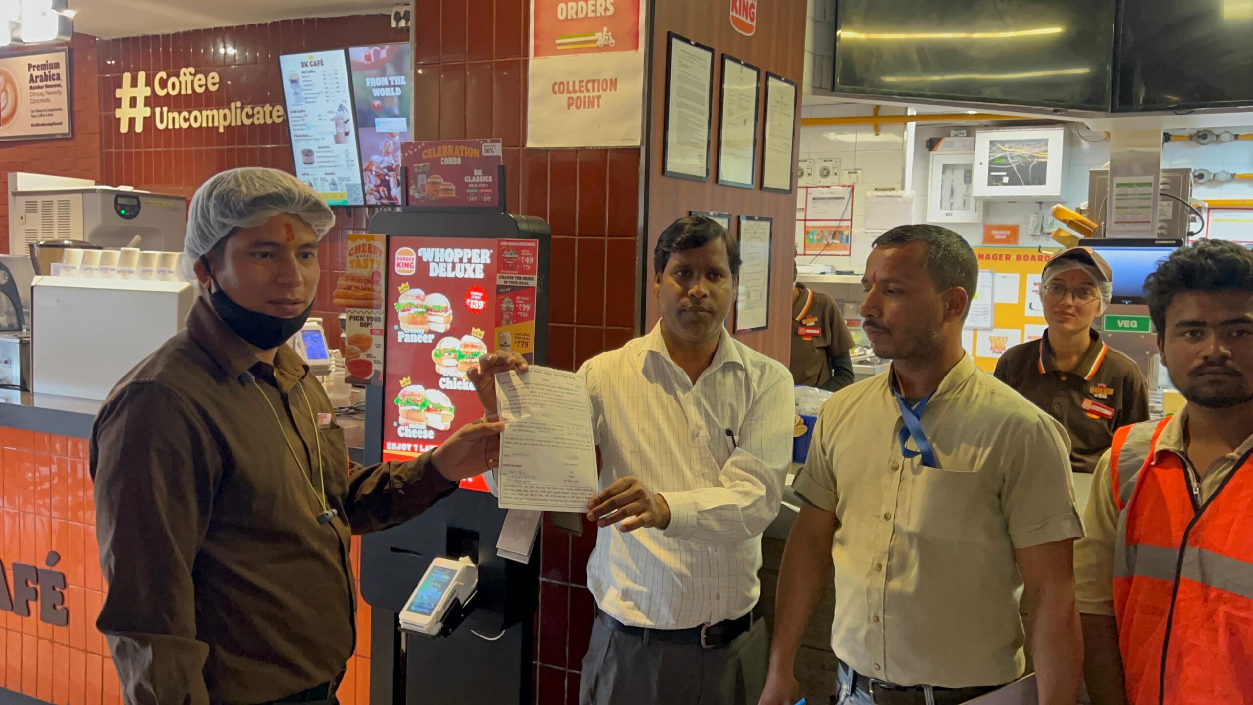 रुद्रपुर में KFC और बर्गर किंग का चालान