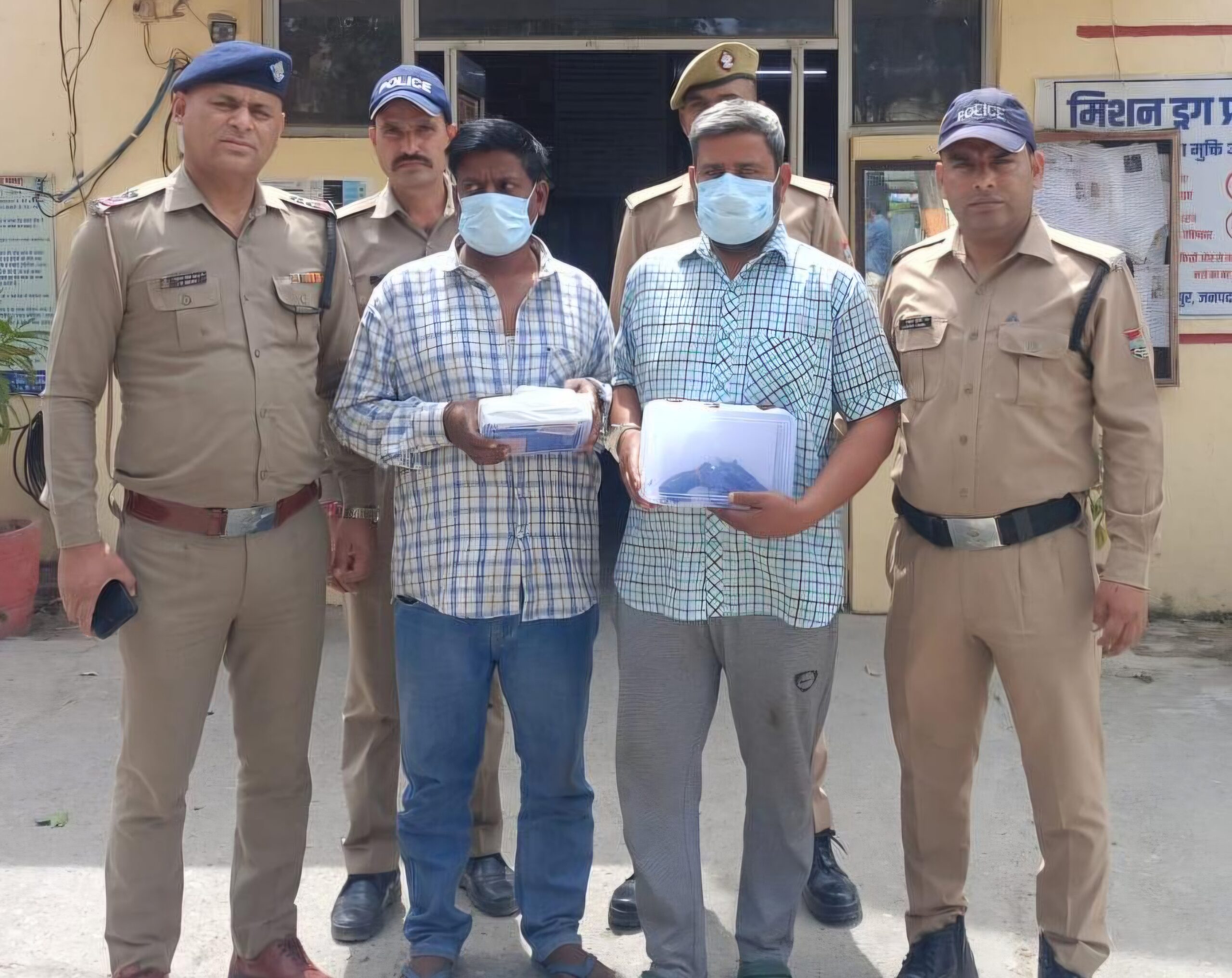 गदरपुर में हुए हत्याकांड में 24 घंटे में हत्यारे गिरफ्तार 