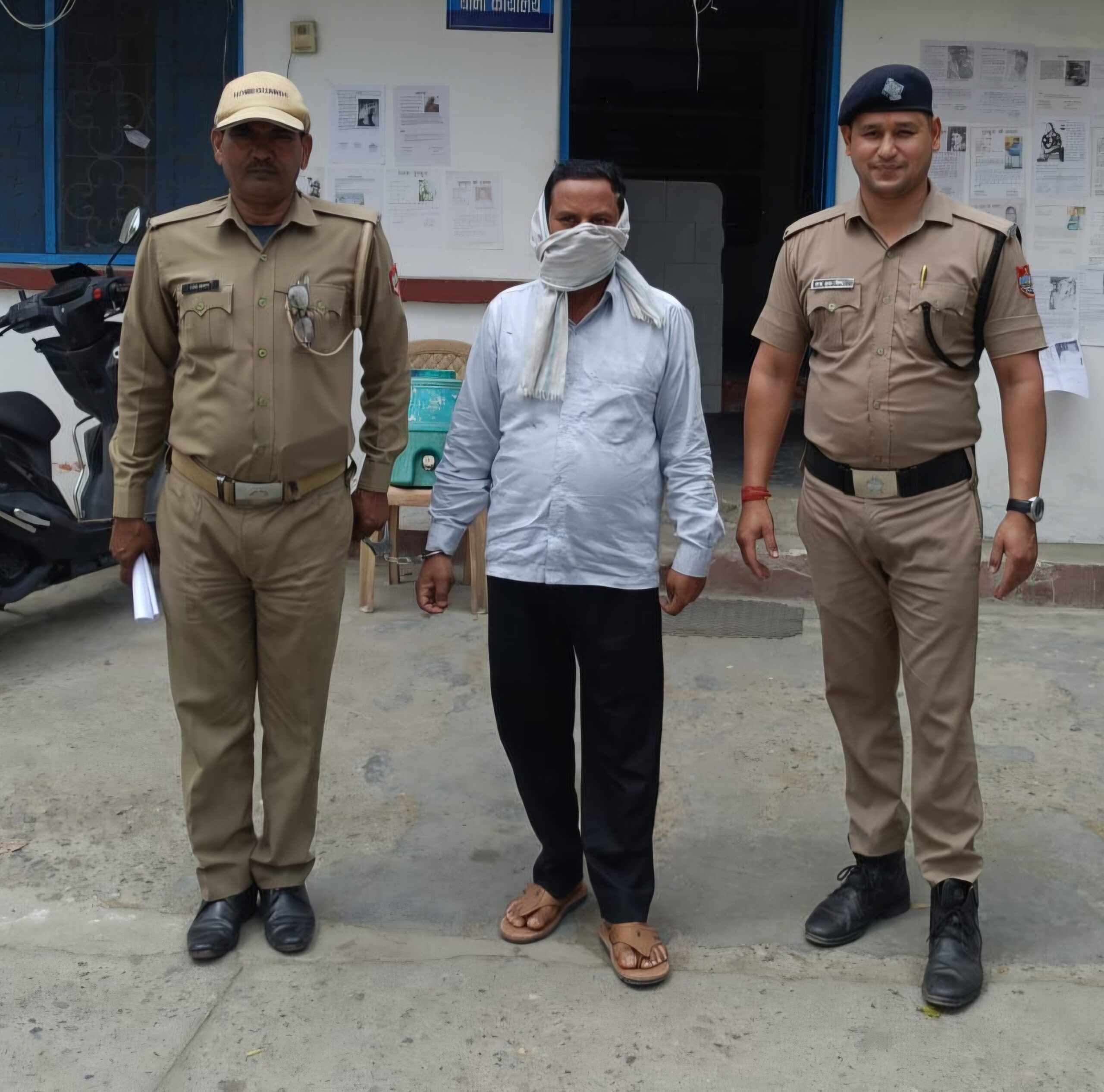 नकली एनसीईआरटी किताब मामले में मेरठ का नफीस उर्फ राजू गिरफ्तार