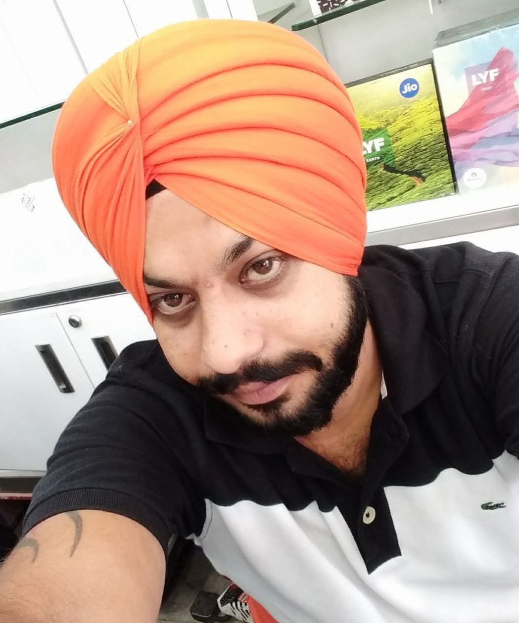नेशनल हाइवे पर निराश्रित पशु से टकराकर युवक की दर्दनाक मौत