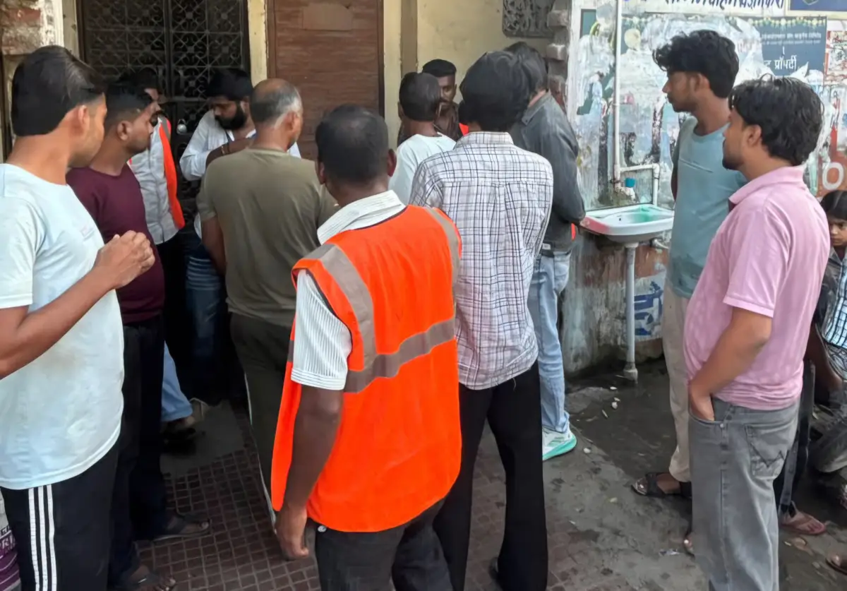 नवरात्र में मीट की दुकानें खुली रखना पड़ा भारी, दो दुकानदारों पर जुर्माना